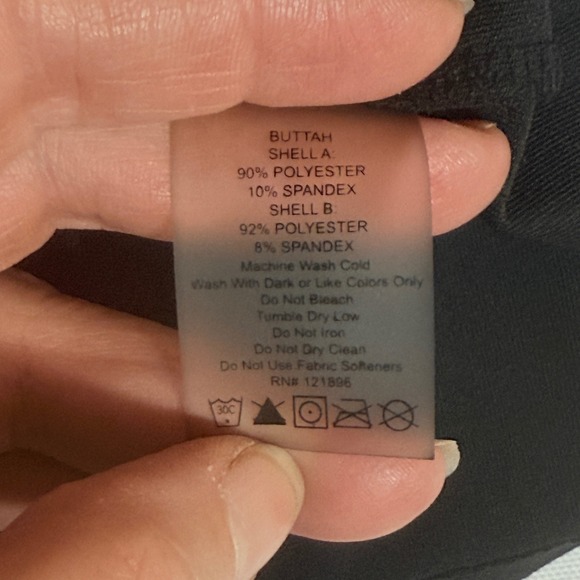 Title Nine Womens Medium Black Athletic Skirt Built in Shorts Active Travel - Picture 6 of 6